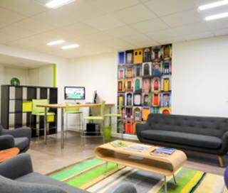 Bureau privé 35 m² 8 postes Coworking Rue nationale Lille 59800 - photo 9
